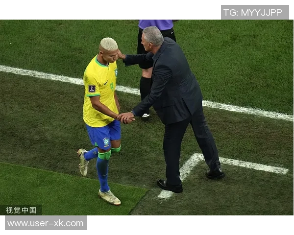 马卡电台报道弗洛伦蒂诺全力留住维尼修斯续约消息即将公布 马卡电台报道弗洛伦蒂诺全力留住维尼修斯续约消息即将公布