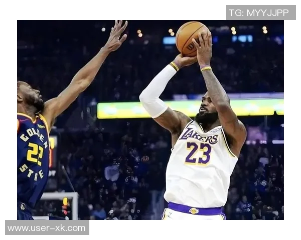 湖人队本赛季三分球表现突出肯纳德八村分列前十榜单第1与第6位 湖人队本赛季三分球表现突出肯纳德八村分列前十榜单第1与第6位